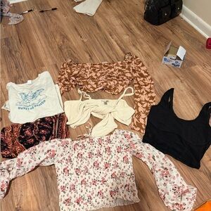 American Eagle Outfitters Cream Twist Front Crop Top